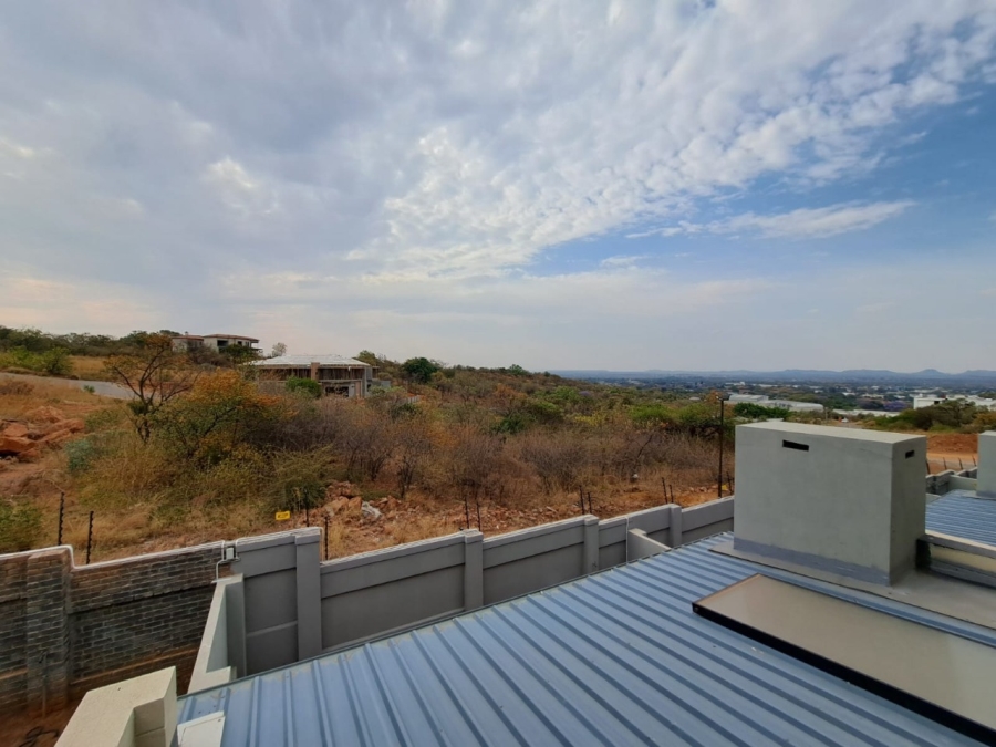 To Let 3 Bedroom Property for Rent in Cashan North West